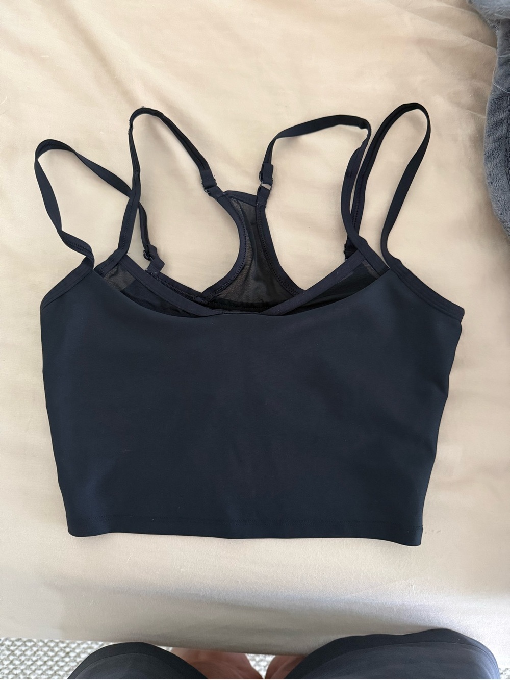 Alo yoga sports bra Black Strappy Bralette Crop Top size small